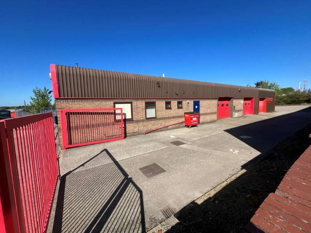 Industrial Unit in Sudbury - photo 3