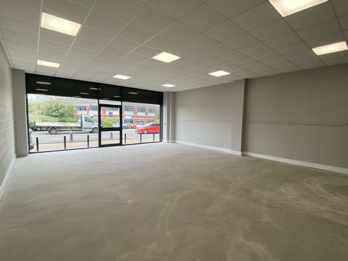 Industrial Unit in Oldbury - photo 3