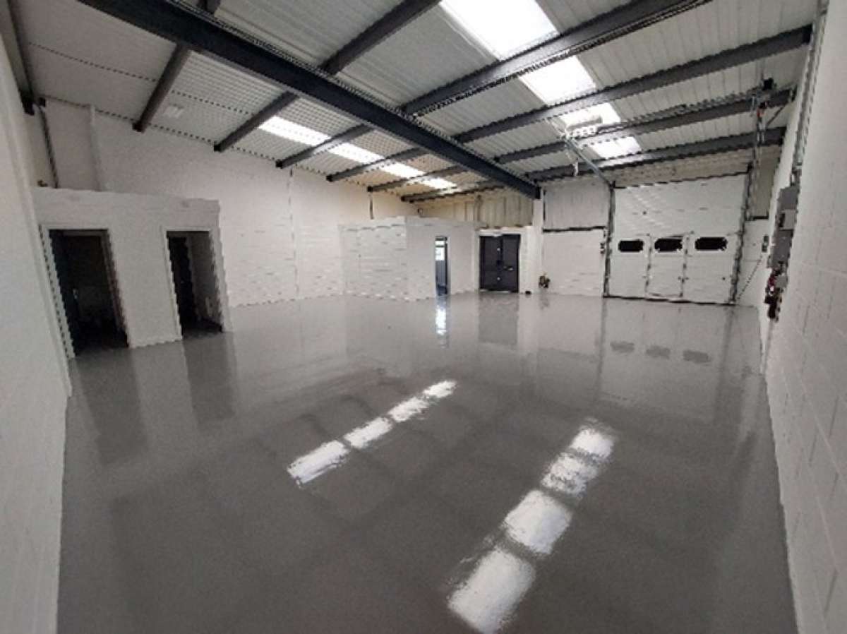 Industrial Unit in Worthing - photo 2