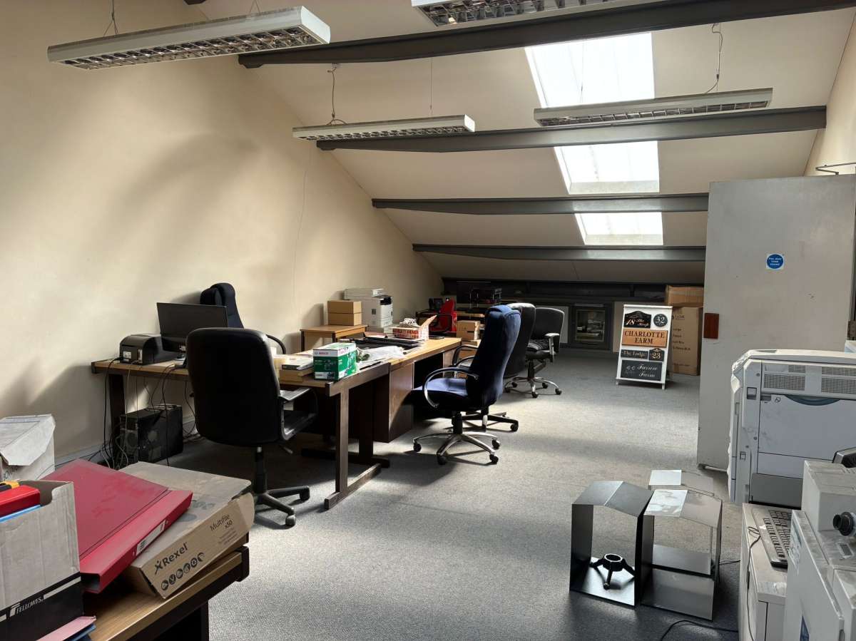Industrial Unit in South Burlingham - photo 4
