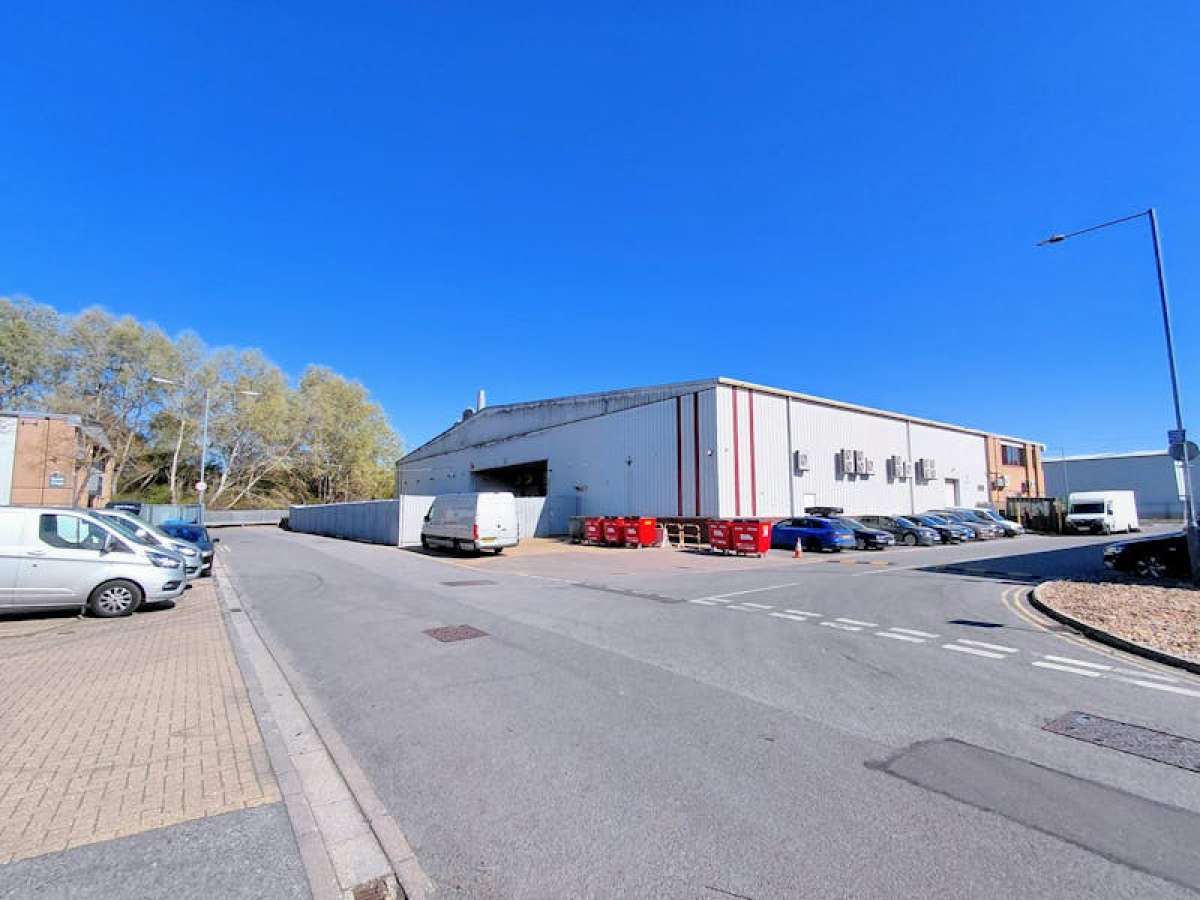 Industrial Unit in Egham - photo 2