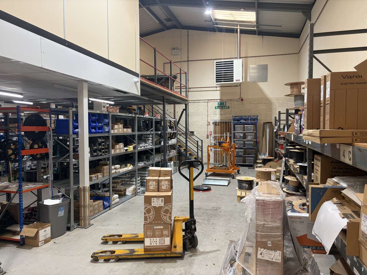 Industrial Unit in Leicester - photo 2