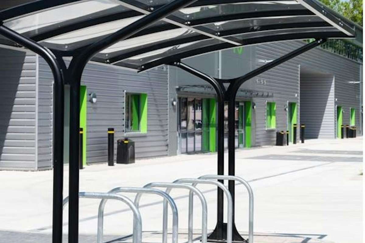 Industrial Unit in Dagenham - photo 4