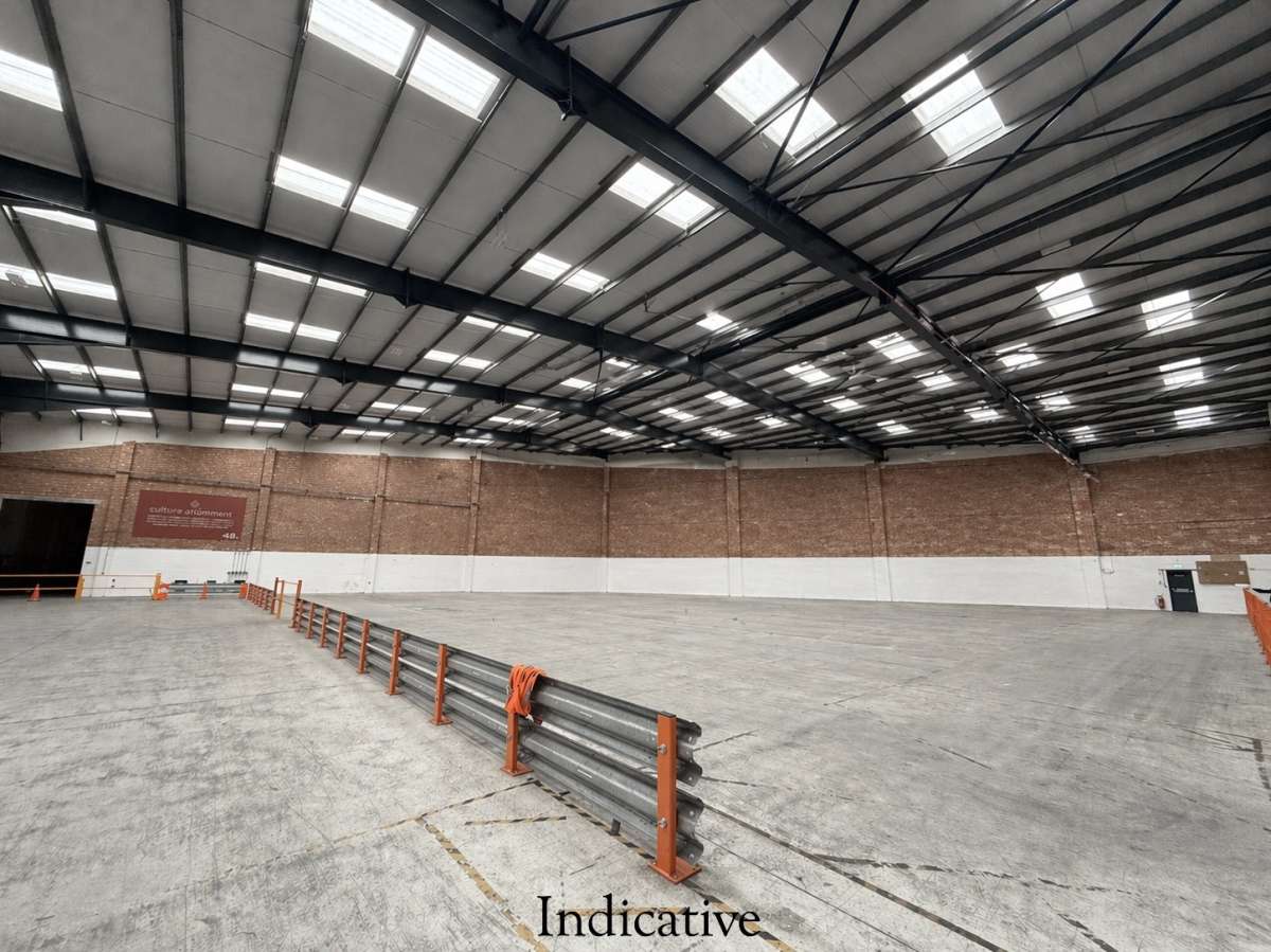 Industrial Unit in Harlow - photo 3