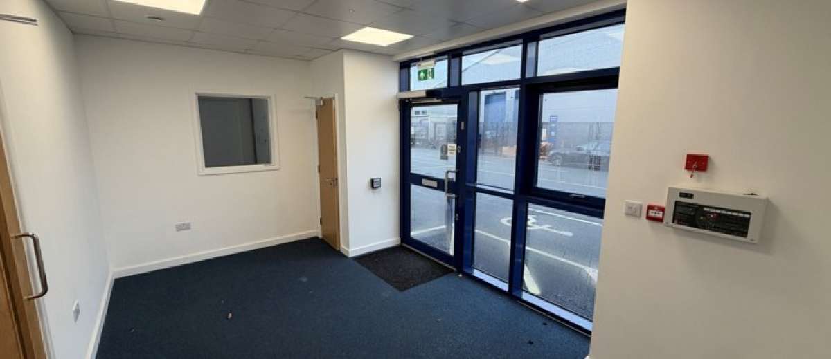 Industrial Unit in Derby - photo 2