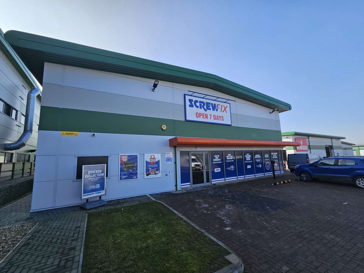 Industrial Unit in Sheerness - photo 3