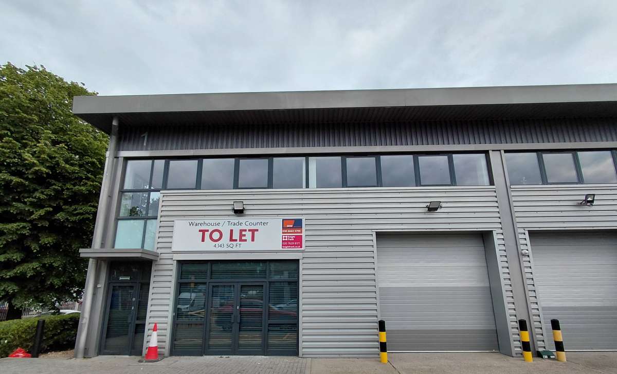 Industrial Unit in Croydon - photo 2