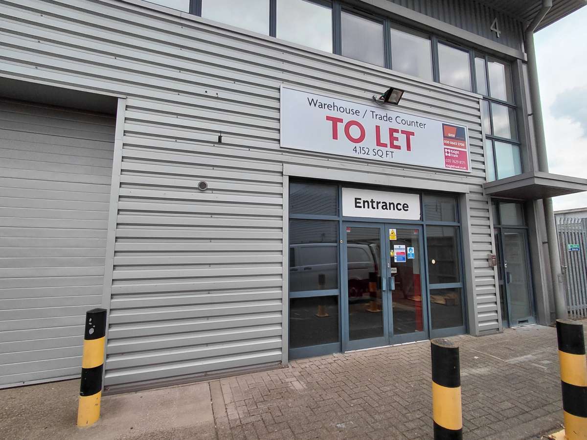 Industrial Unit in Croydon - photo 2