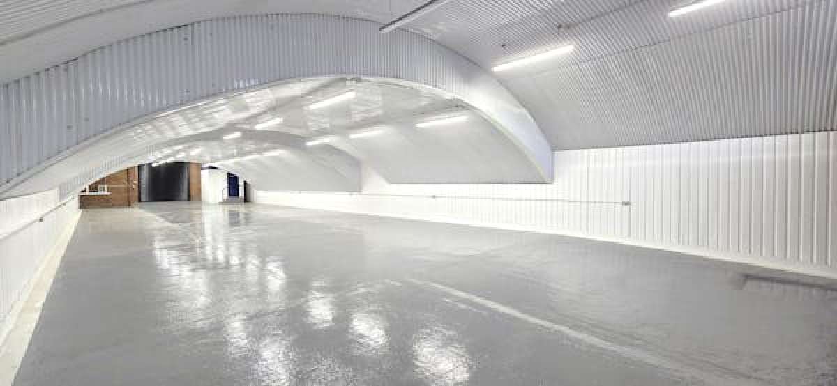 Industrial Unit in London - photo 3