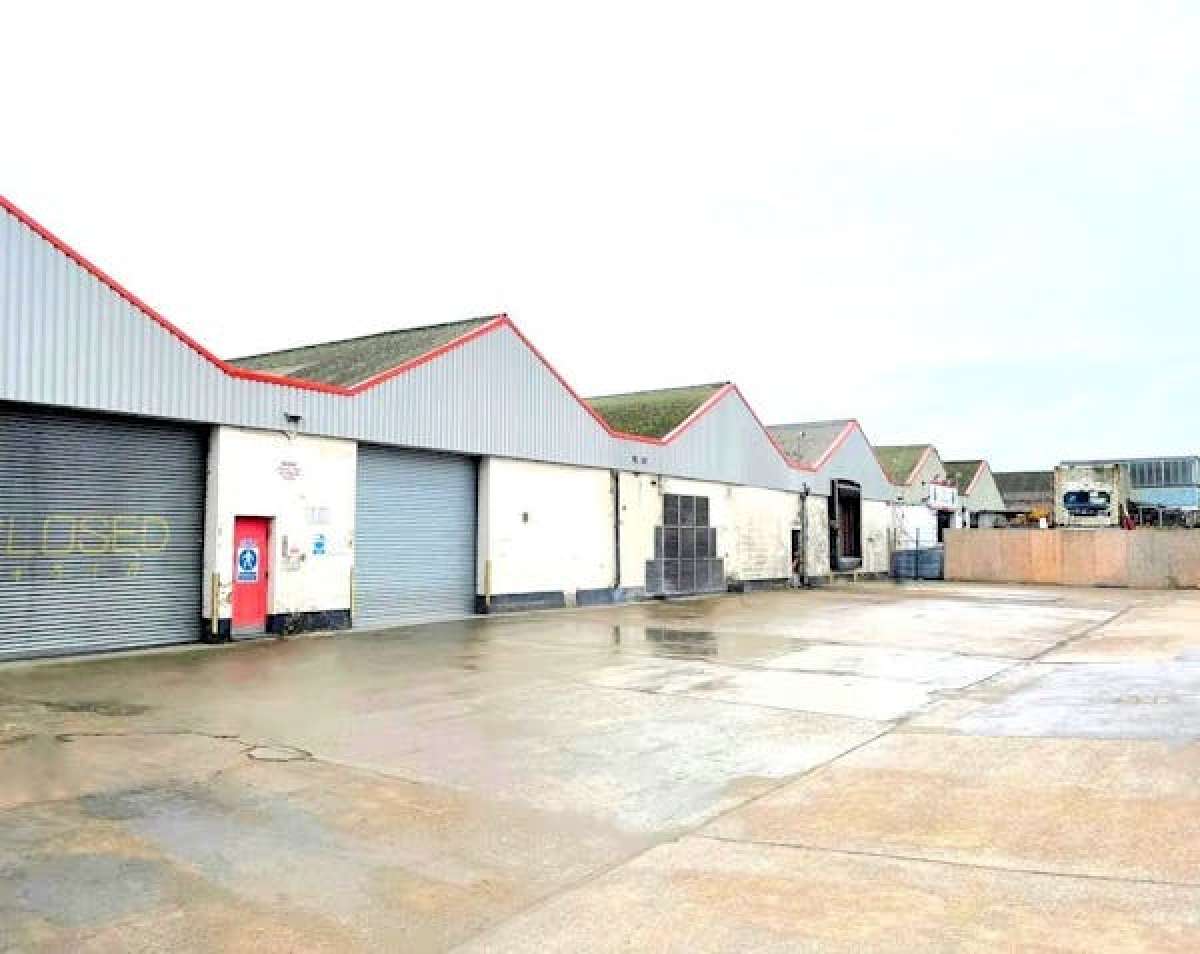 Industrial Unit in Park Royal - photo 2