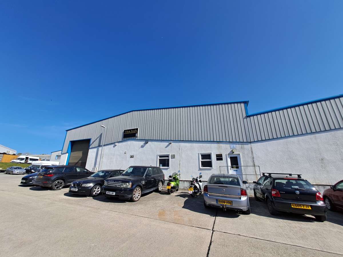 Industrial Unit in Plymouth - photo 3