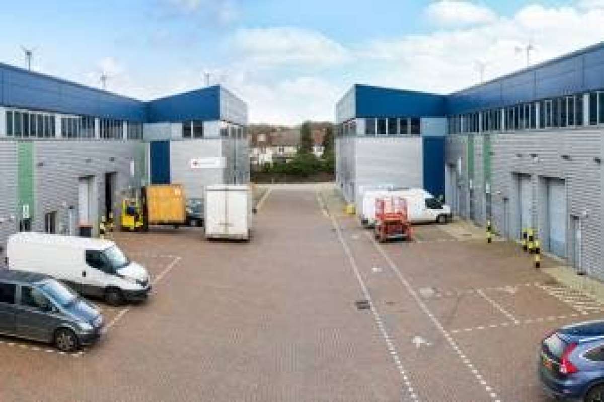 Industrial Unit in Mitcham - photo 3