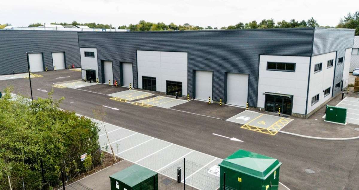 Industrial Unit in Orbital Park - photo 4
