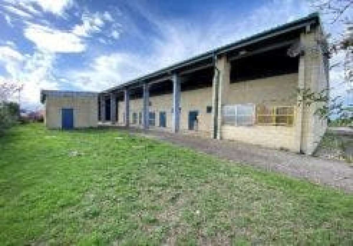 Industrial Unit in Manston - photo 3