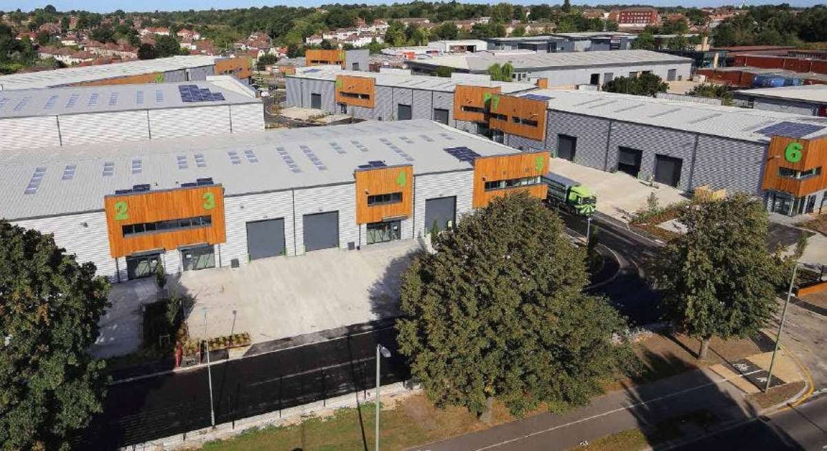 Industrial Unit in Orpington - photo 2