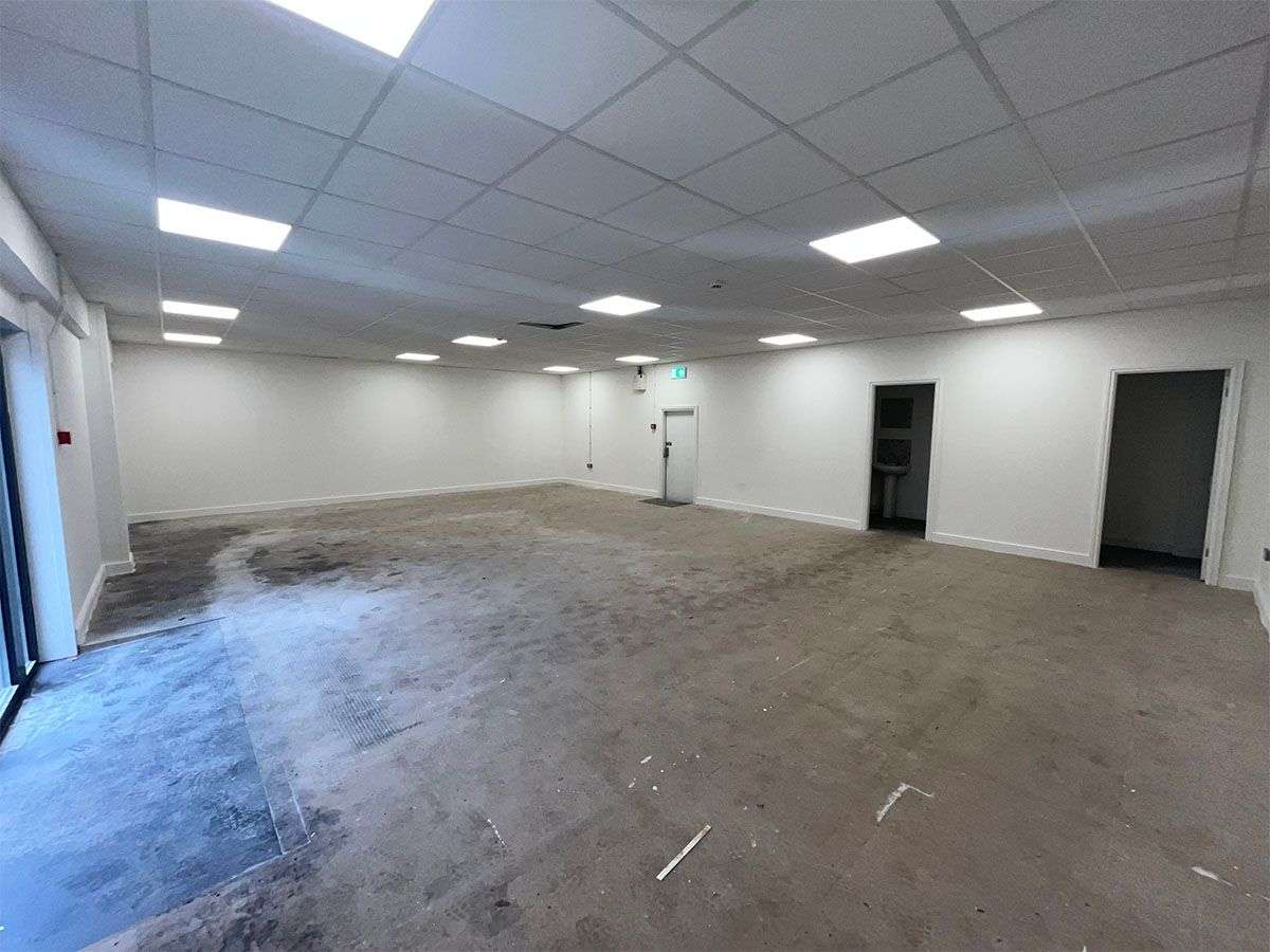 Industrial Unit in Liverpool - photo 2