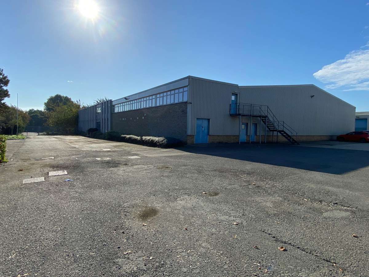 Industrial Unit in Ashford - photo 3