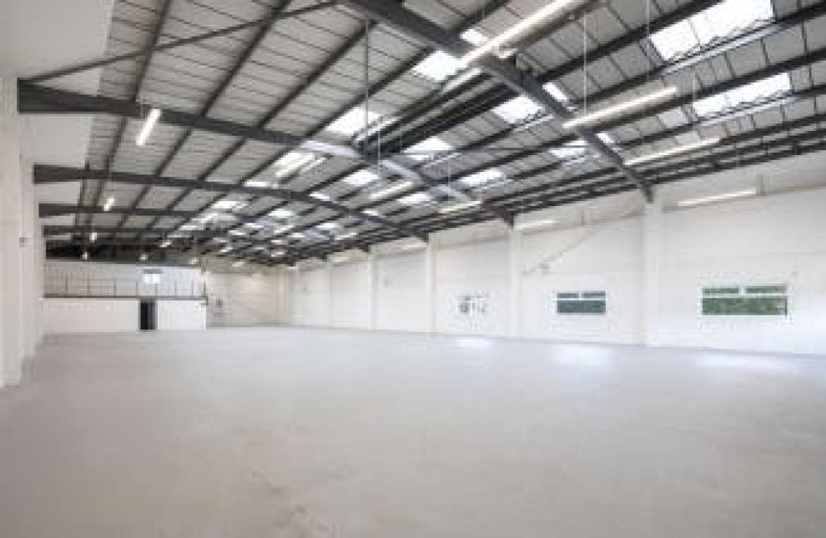 Industrial Unit in Crossways Business Park - photo 4