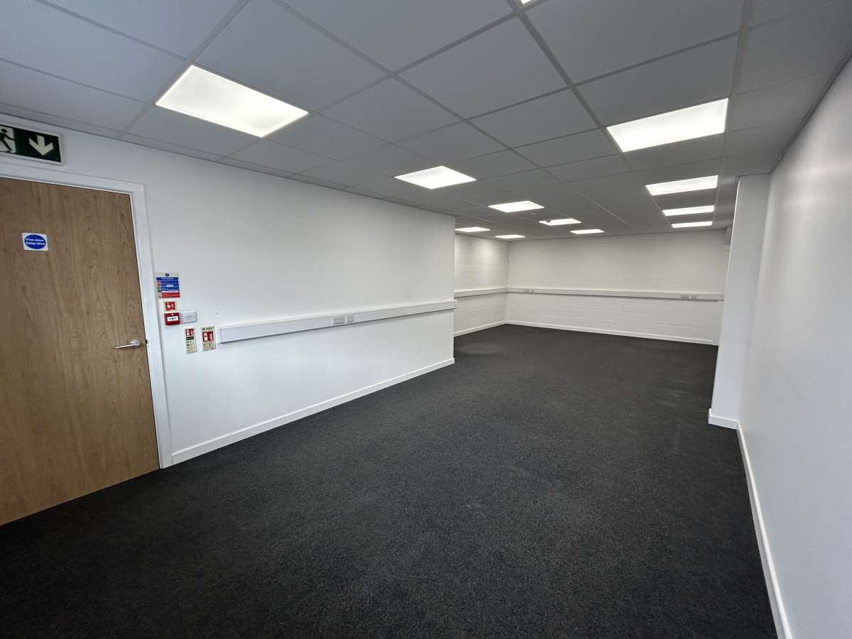 Industrial Unit in Penzance - photo 4