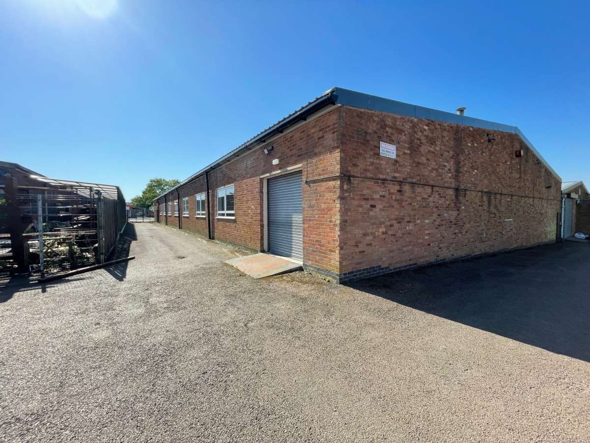 Industrial Unit in Leicester - photo 3