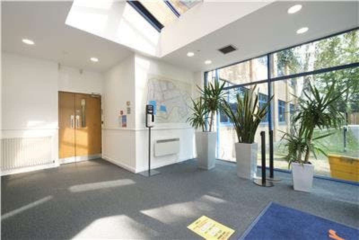 Industrial Unit in Dartford - photo 4