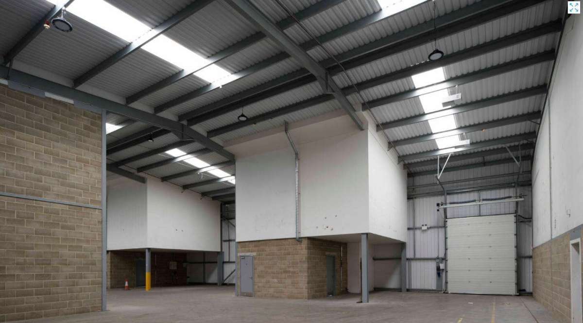 Industrial Unit in Grays - photo 4