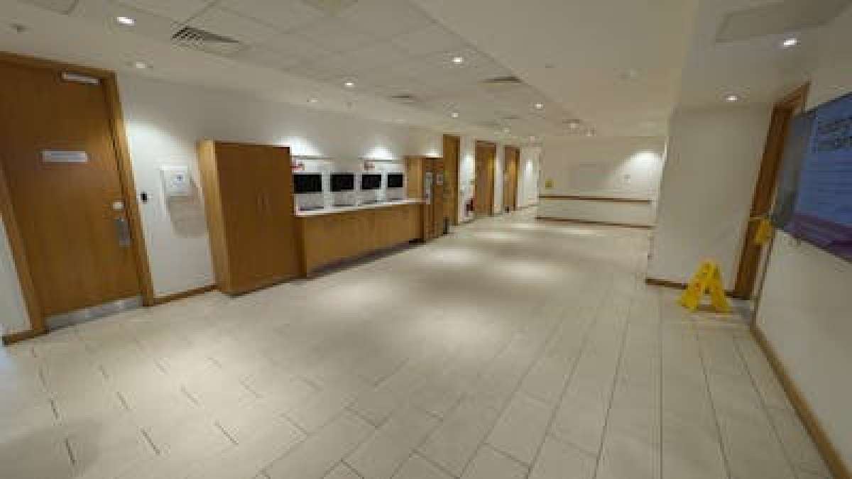 Industrial Unit in Fareham - photo 4
