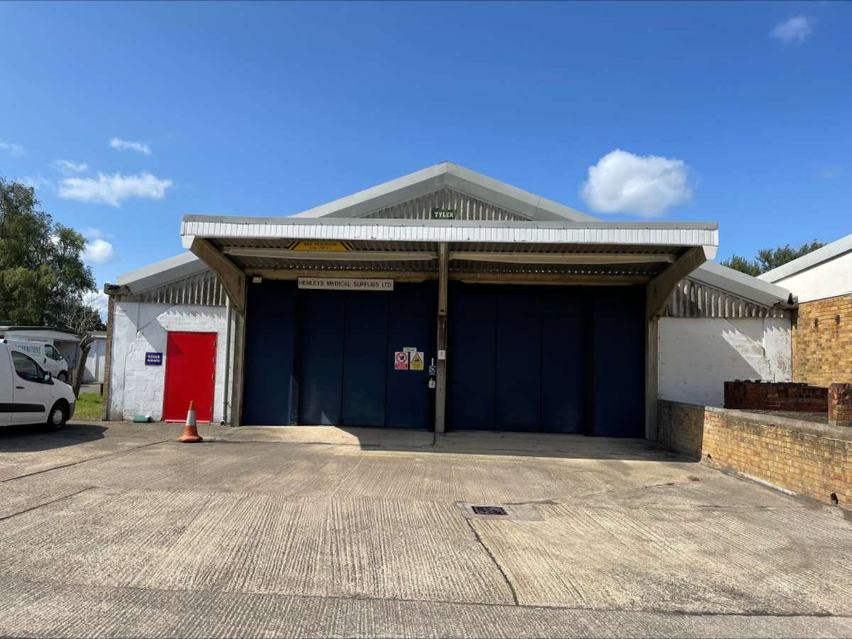 Industrial Unit in Westbury - photo 3
