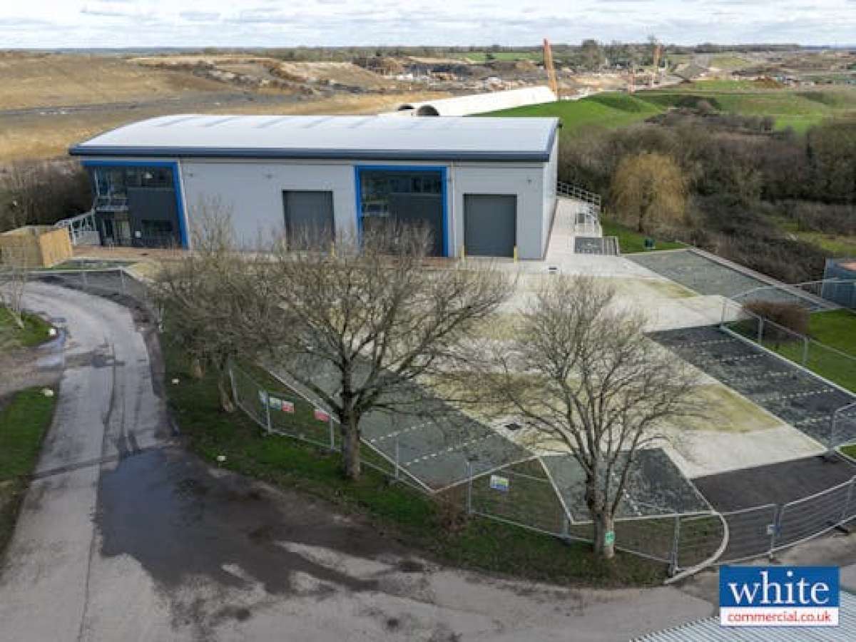 Industrial Unit in Greatworth - photo 3