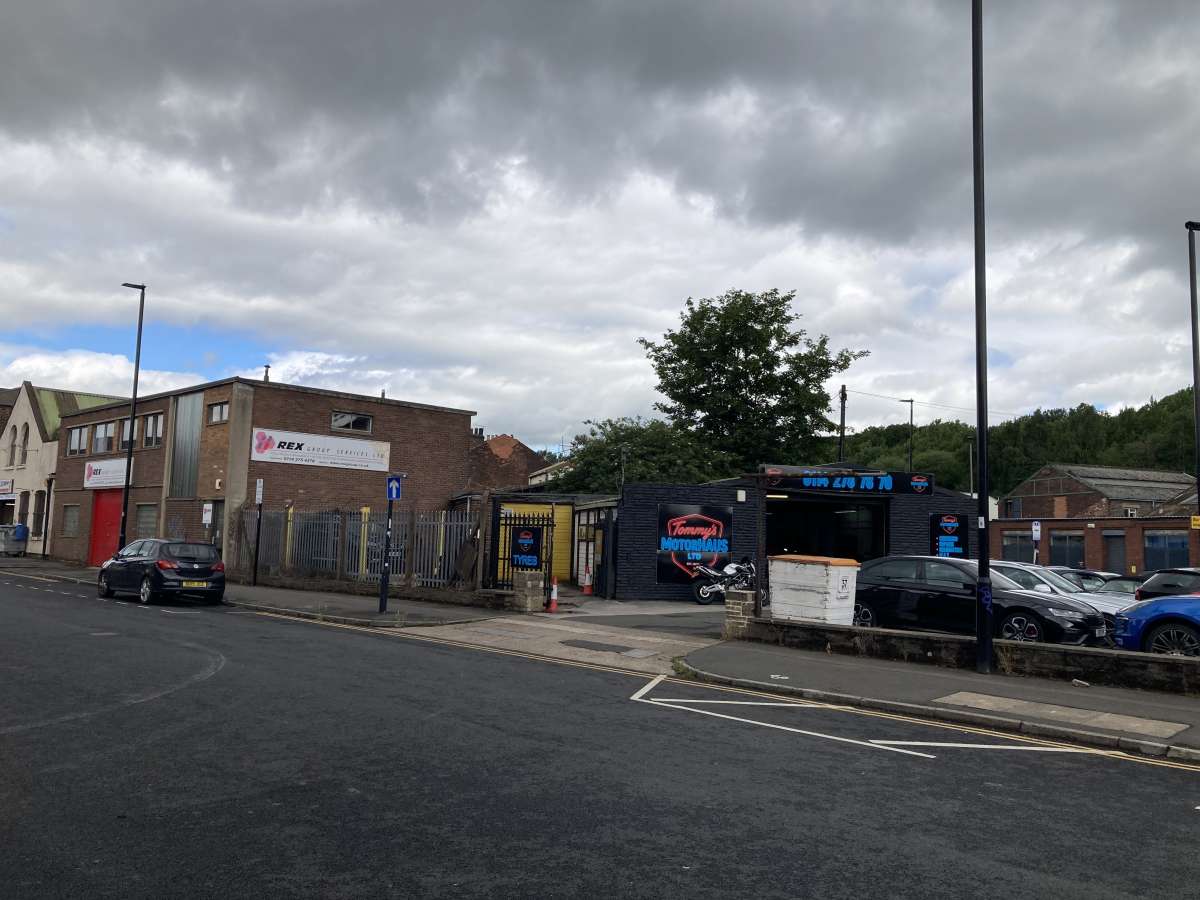Investment in Sheffield - photo 2