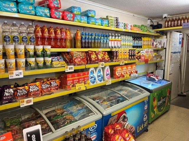 Retail/Shop in Plymouth - photo 4