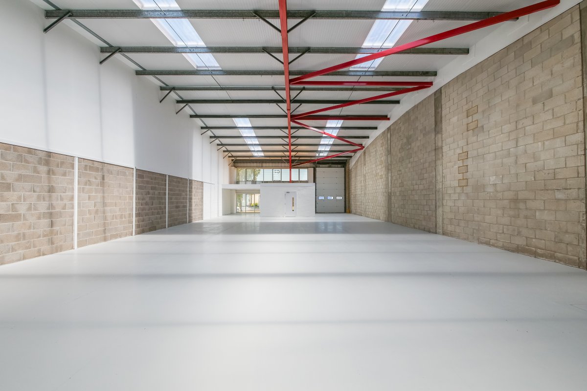 Industrial Unit in Portsmouth - photo 3