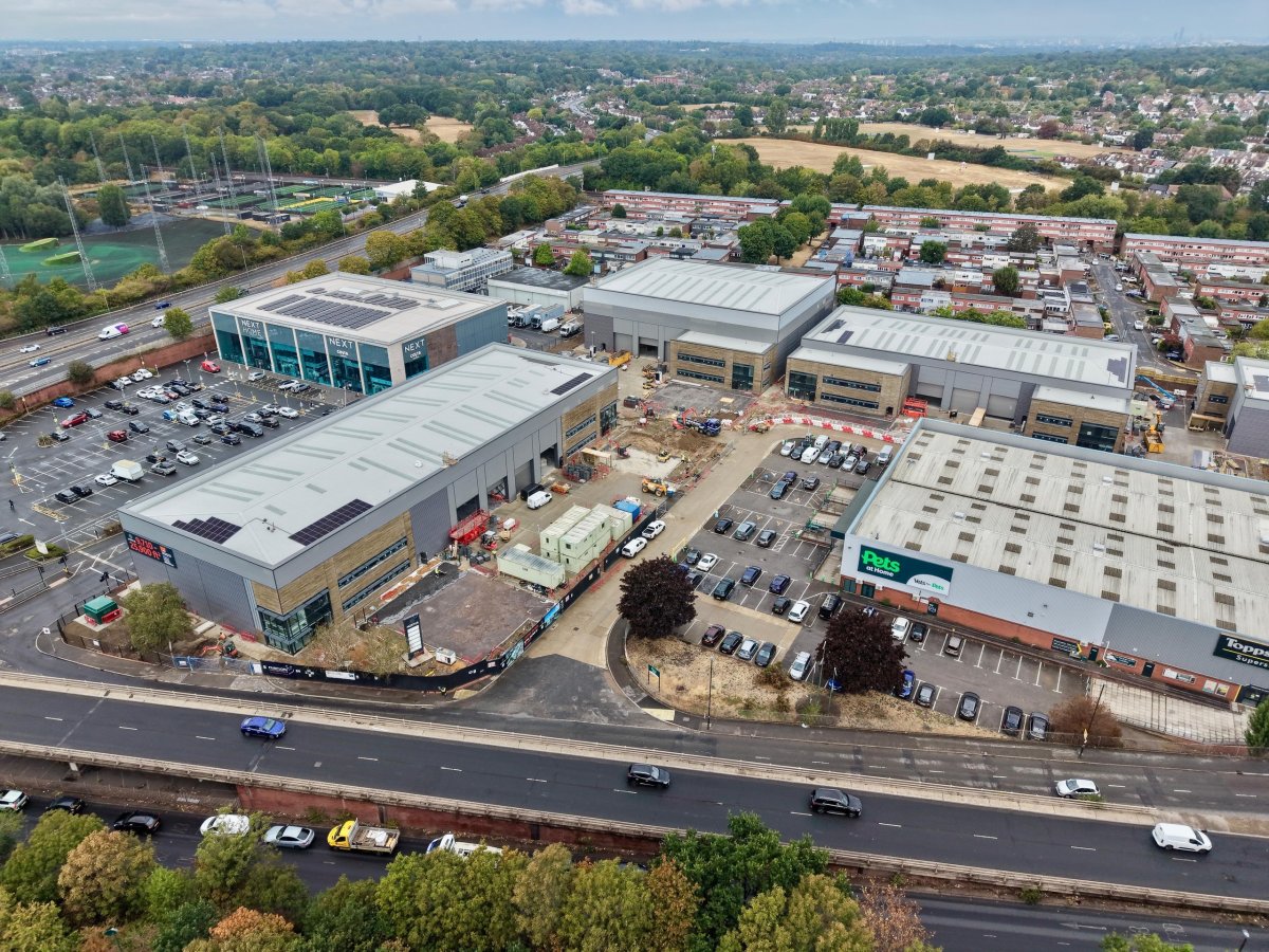 Industrial Unit in London - photo 3