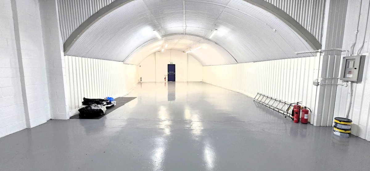 Industrial Unit in Hackney, London - photo 2