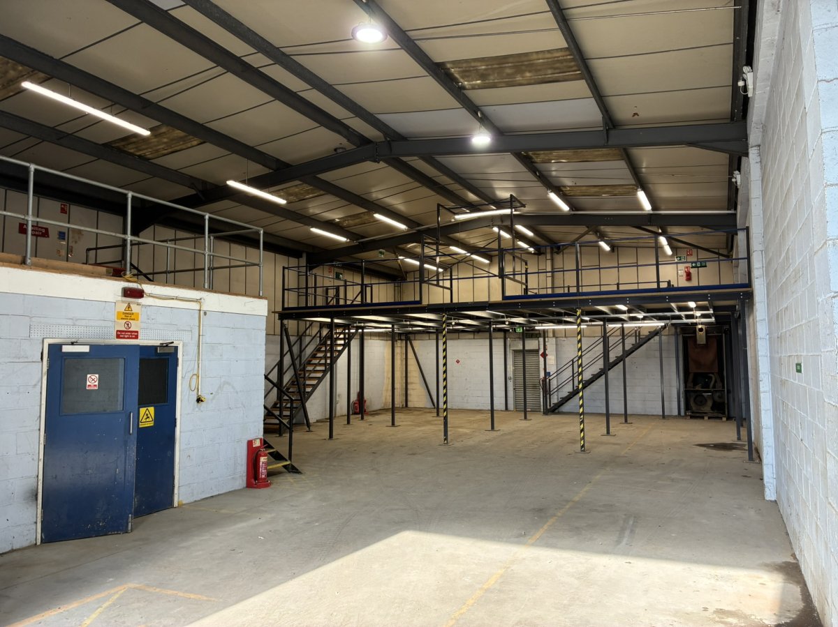 Industrial Unit in Cambridge - photo 4
