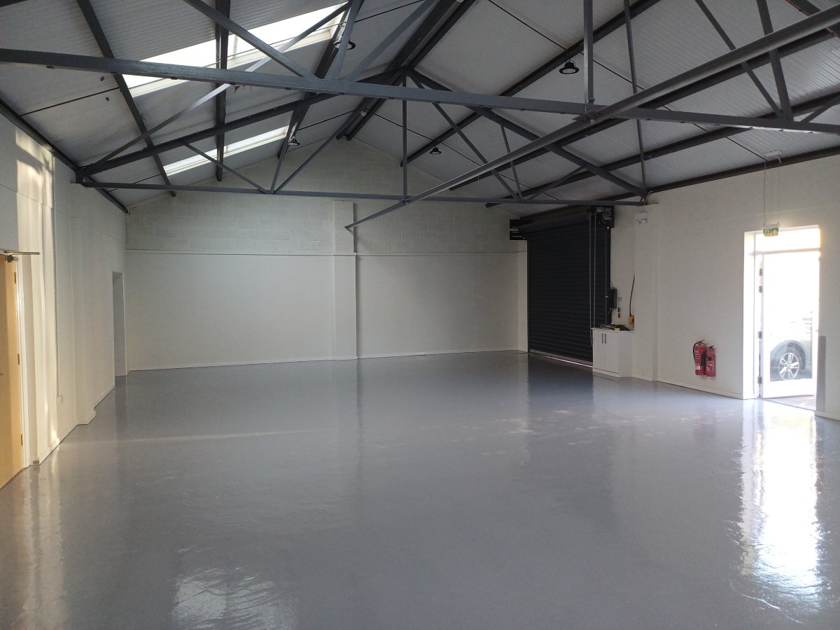 Industrial Unit in Halifax - photo 2