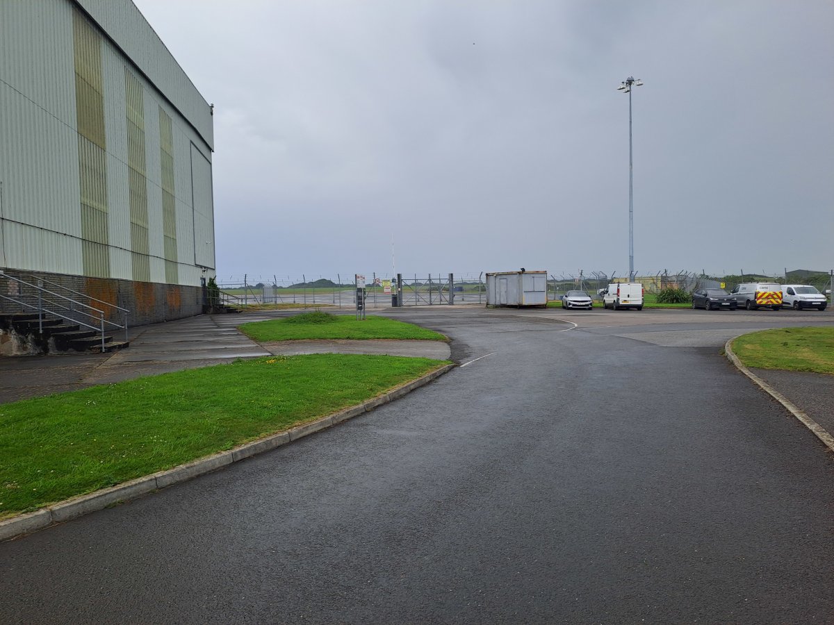 Industrial Unit in St. Mawgan - photo 3