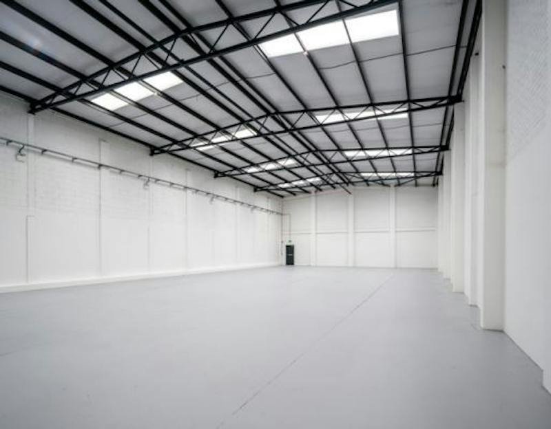 Industrial Unit in Barking - photo 3