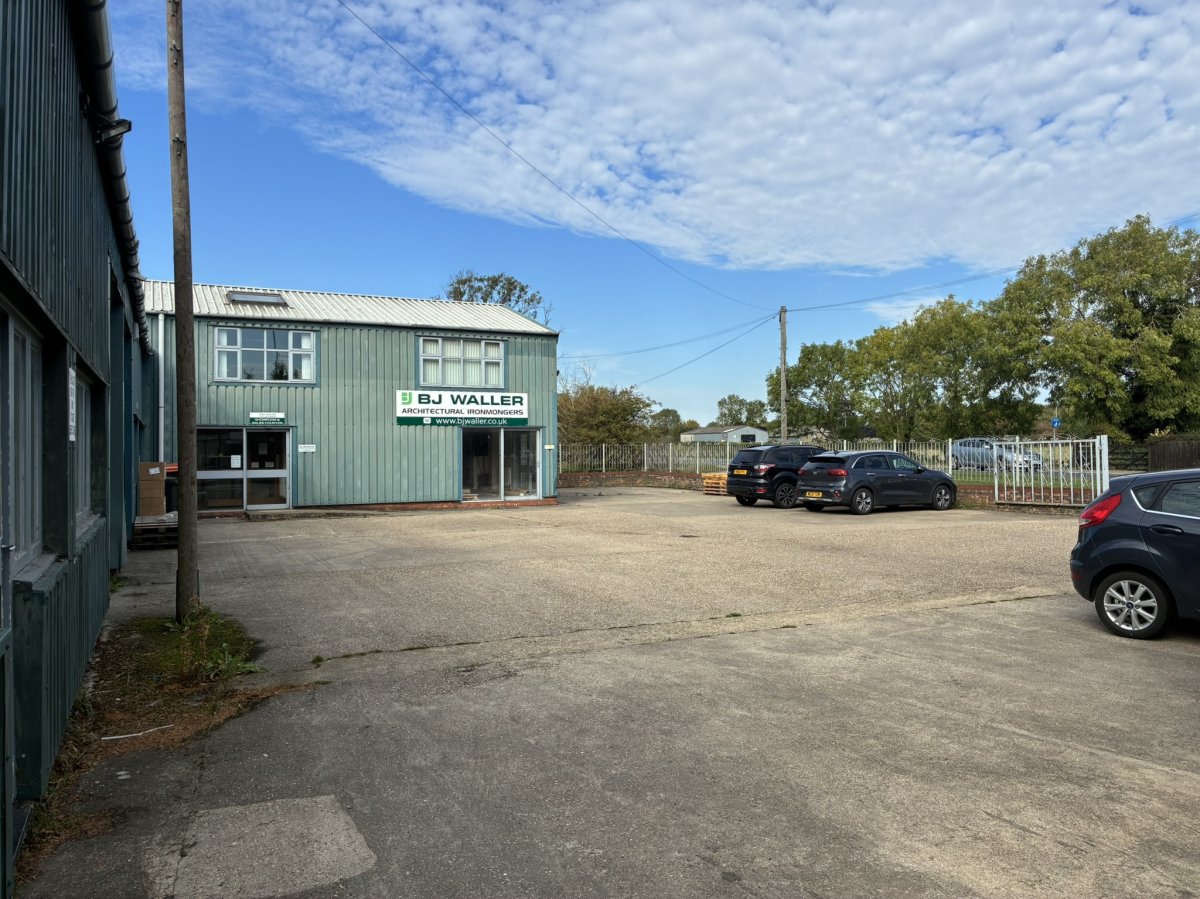 Industrial Unit in Stretham - photo 4