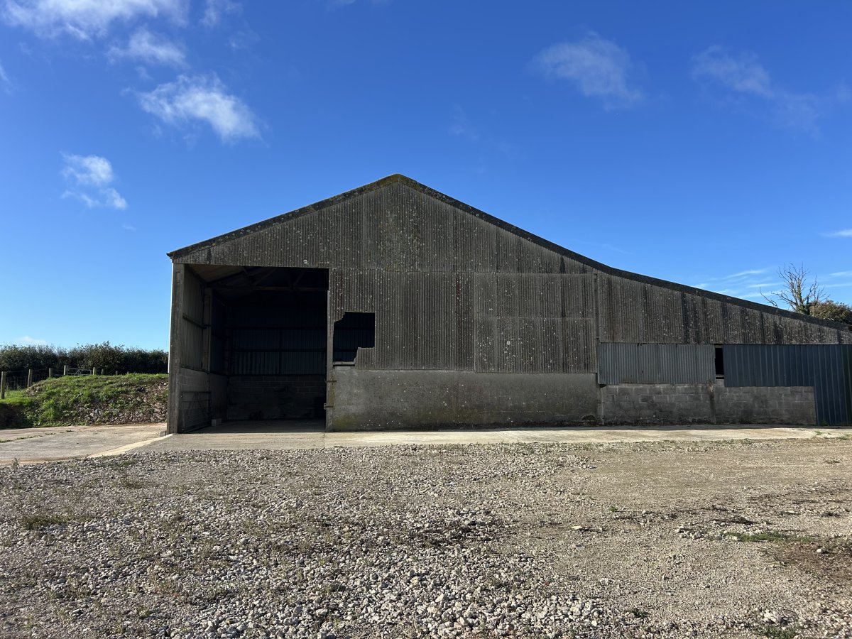 Industrial Unit in Slapton - photo 4