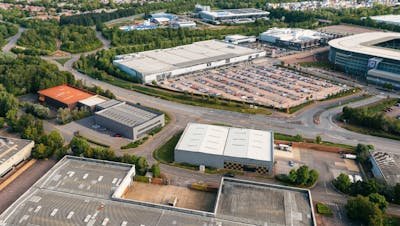 Industrial Unit in Milton Keynes - photo 4