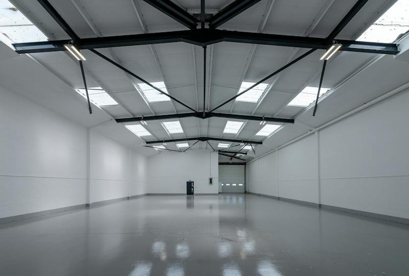 Industrial Unit in Tottenham - photo 2