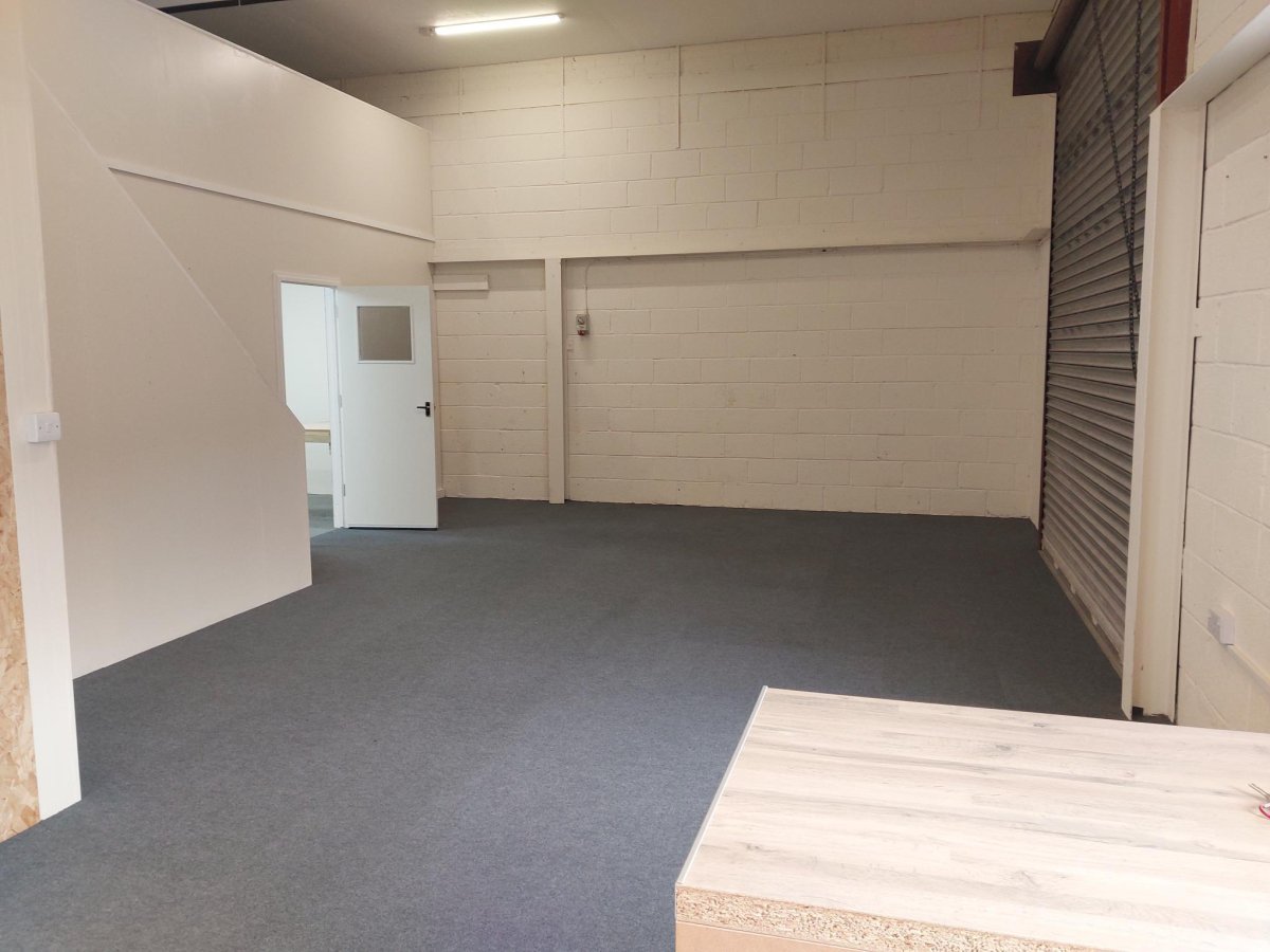 Industrial Unit in Ashford - photo 4