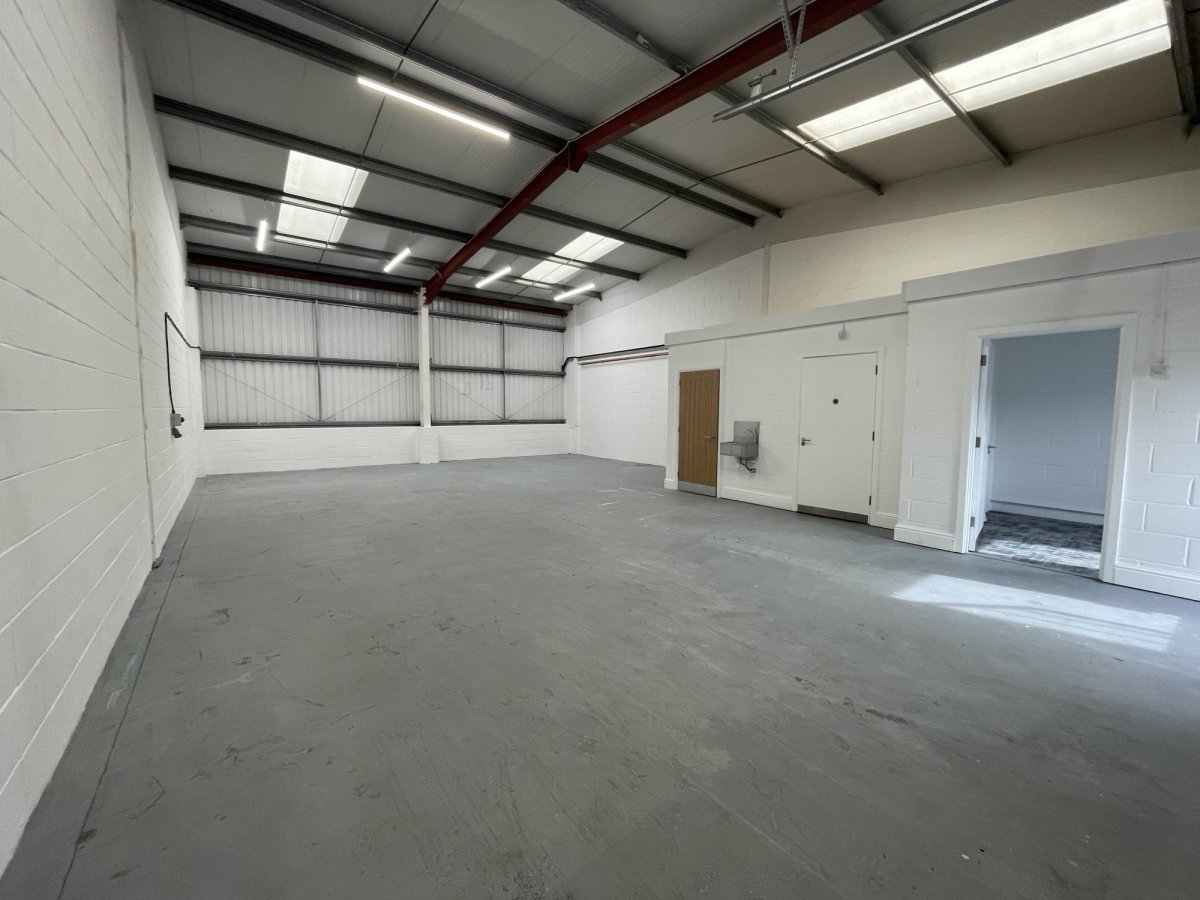 Industrial Unit in Bury St. Edmunds - photo 2