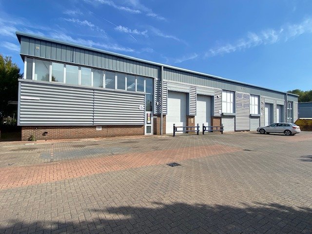 Industrial Unit in Papworth Everard - photo 4
