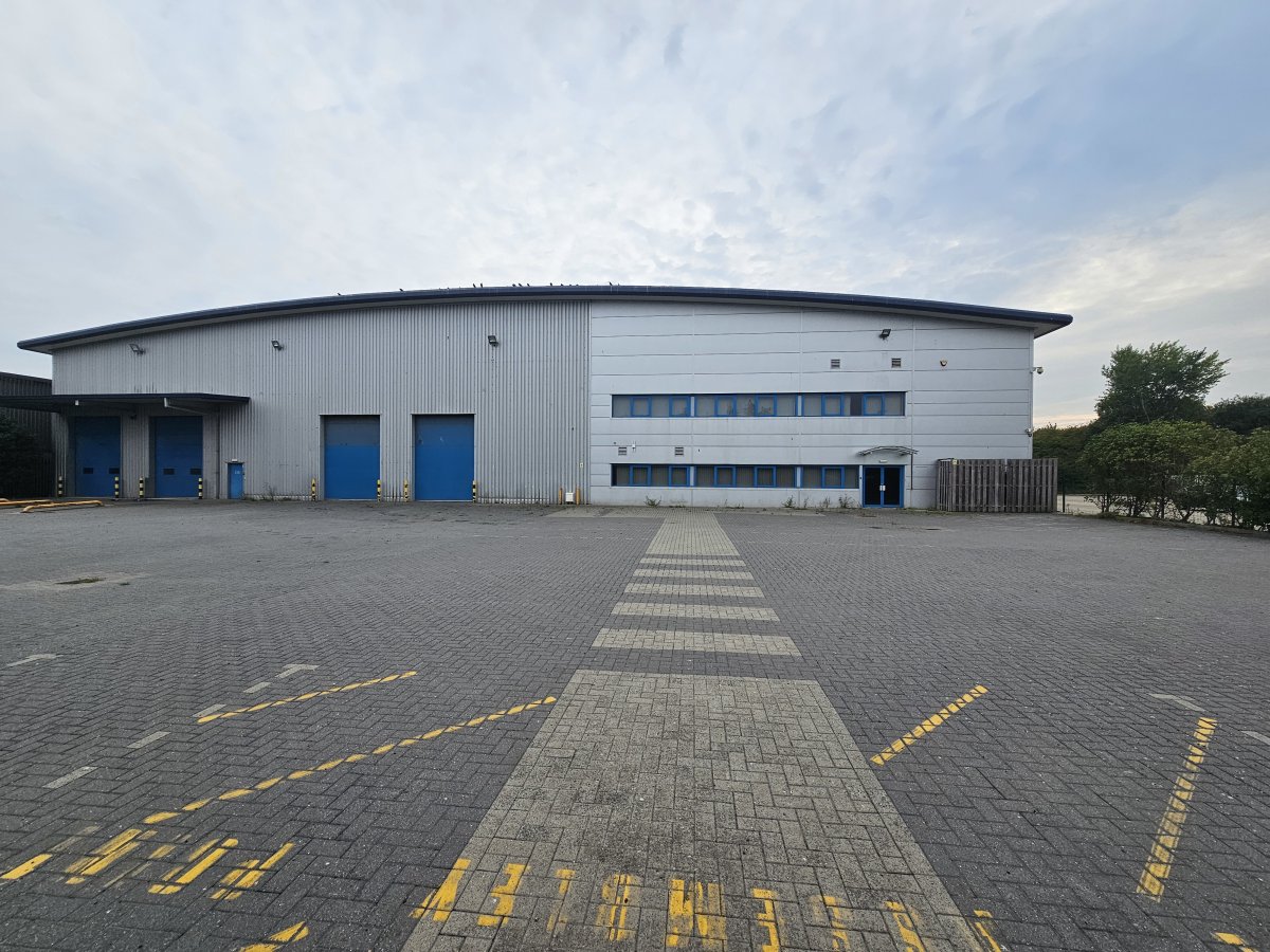 Industrial in Sittingbourne