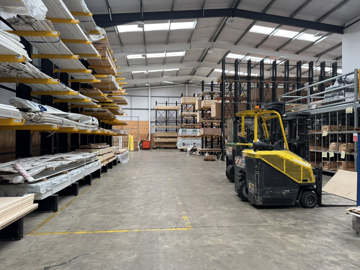 Industrial Unit in Peterborough - photo 3