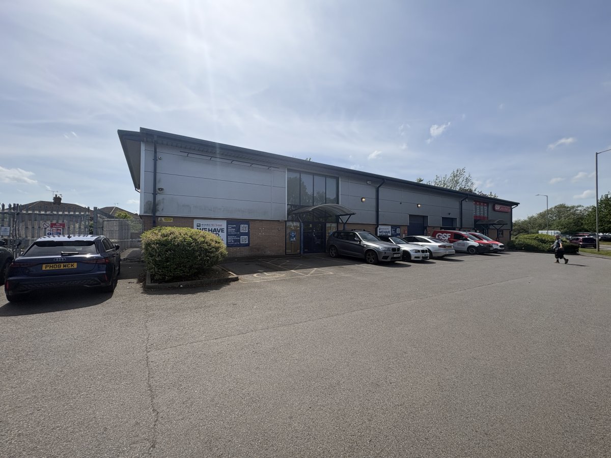 Industrial Unit in Lincoln - photo 2