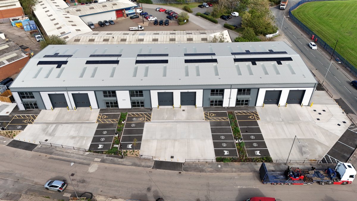 Industrial Unit in Coventry - photo 3