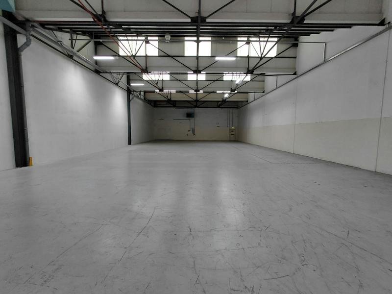 Industrial Unit in Lymington - photo 2